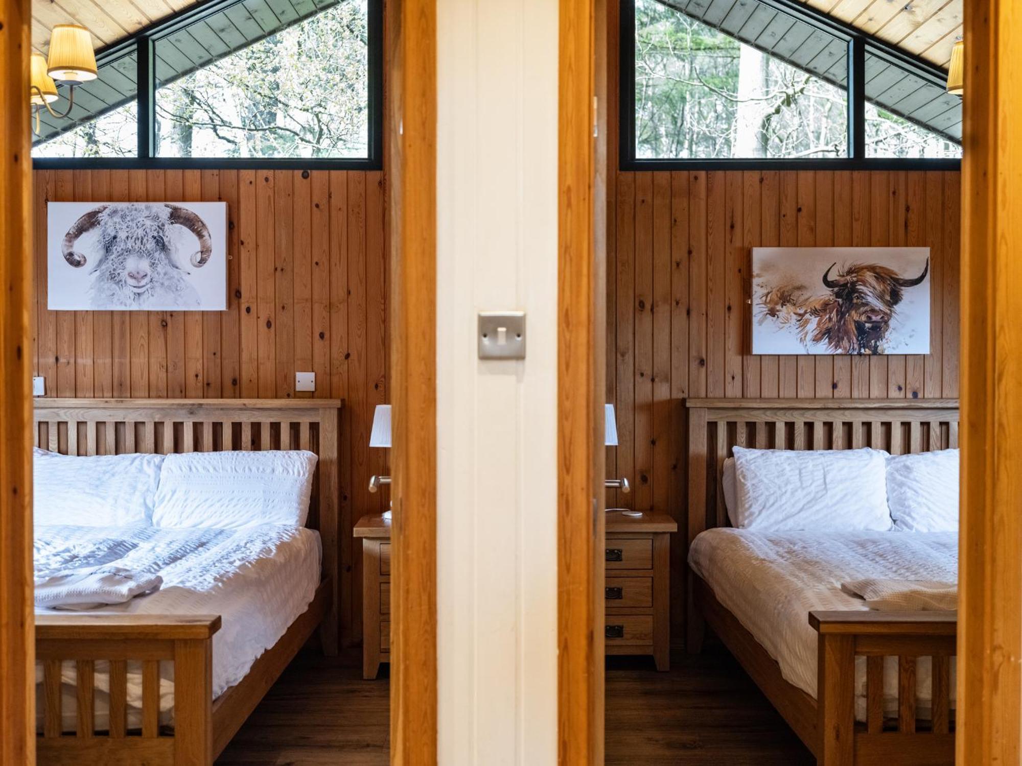 Luxury With Hot Tub, Sauna & Outdoor Dining Holiday home