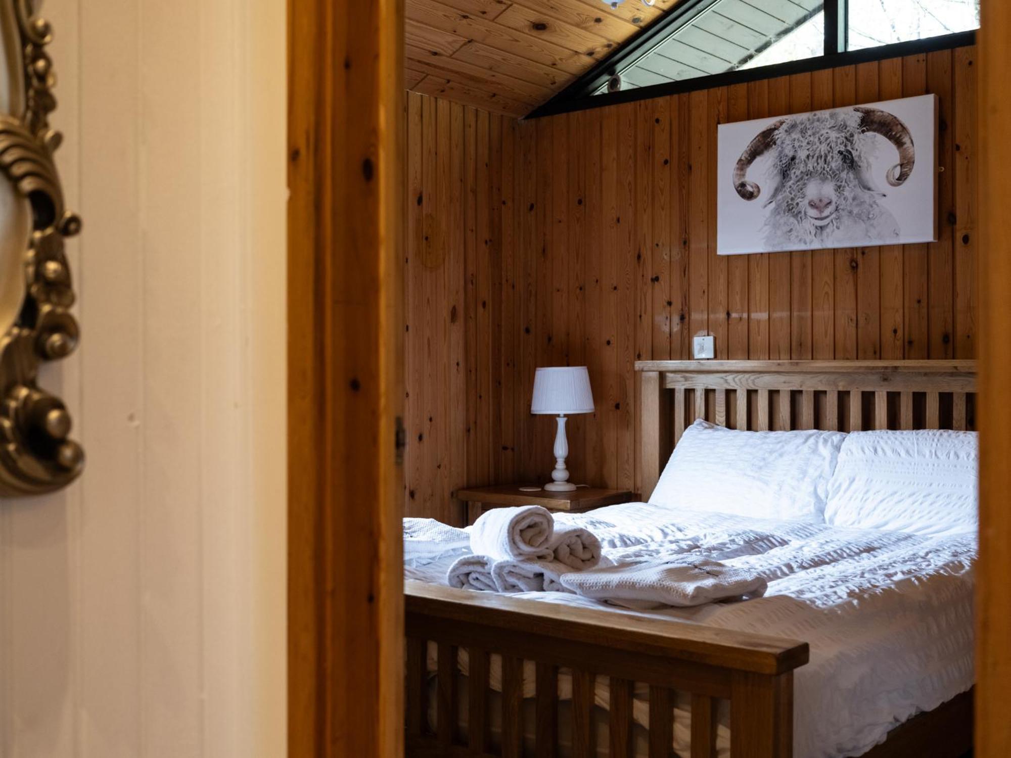 Luxury With Hot Tub, Sauna & Outdoor Dining * Otterburn