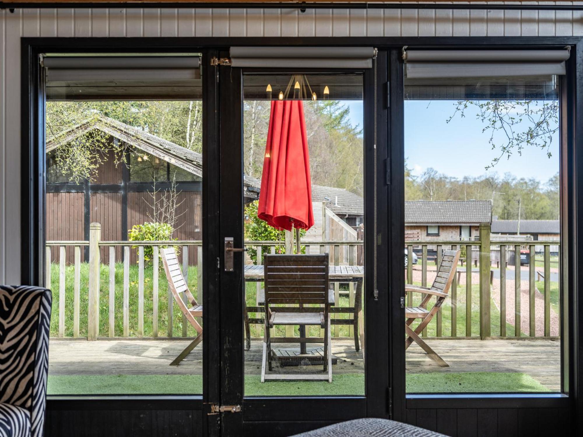 Luxury With Hot Tub, Sauna & Outdoor Dining Holiday home