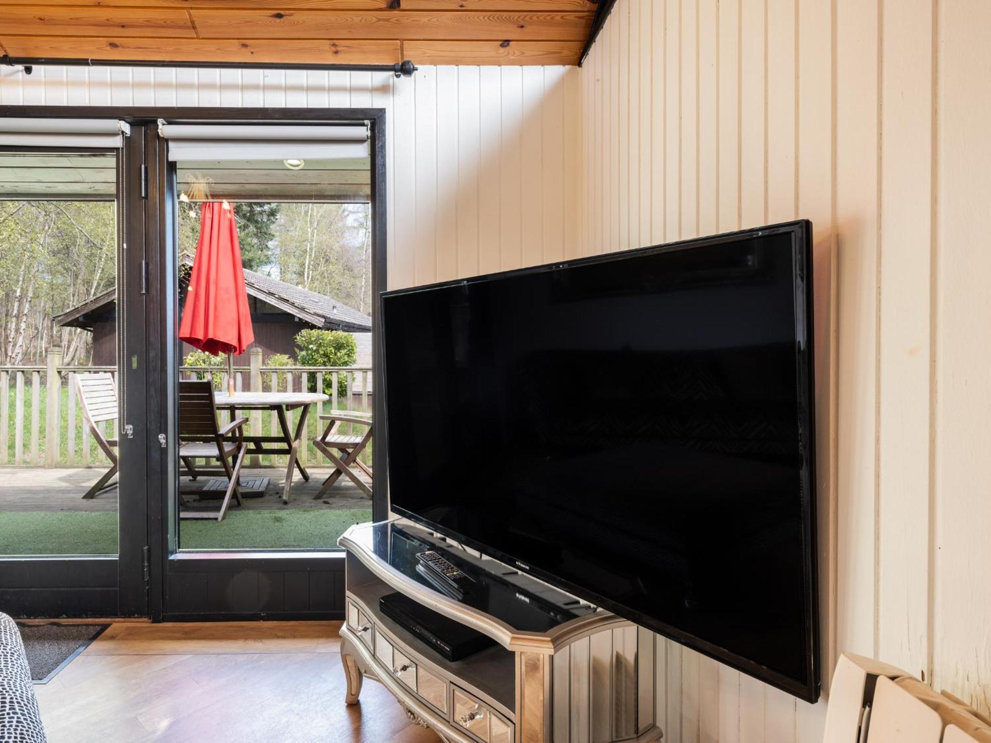 Luxury With Hot Tub, Sauna & Outdoor Dining *