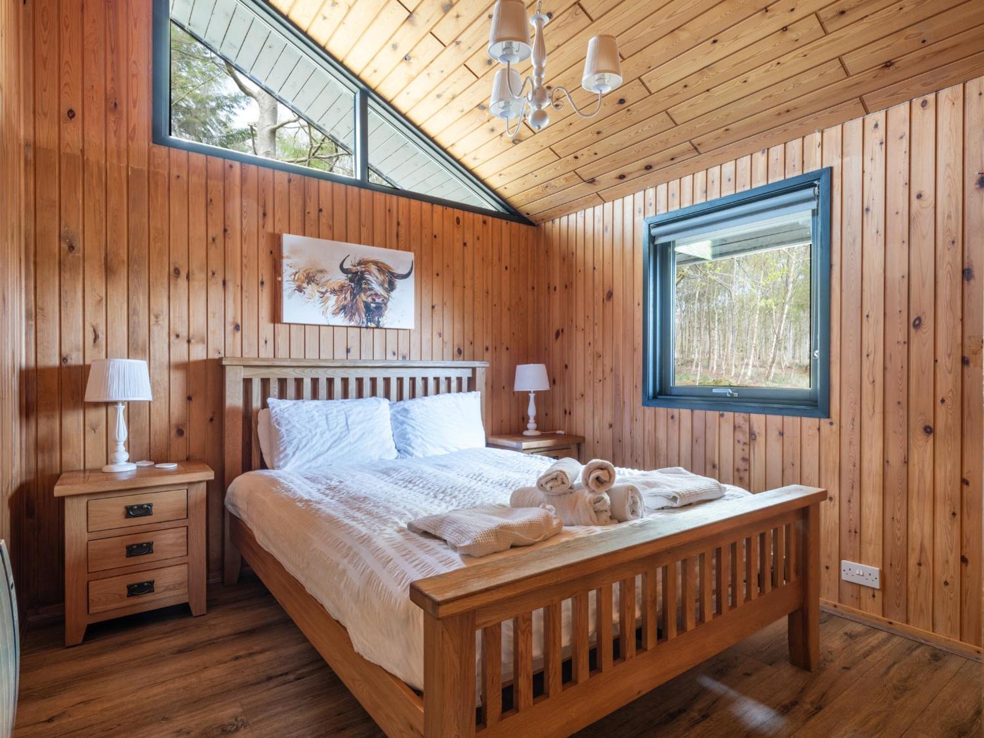Holiday home Luxury With Hot Tub, Sauna & Outdoor Dining *