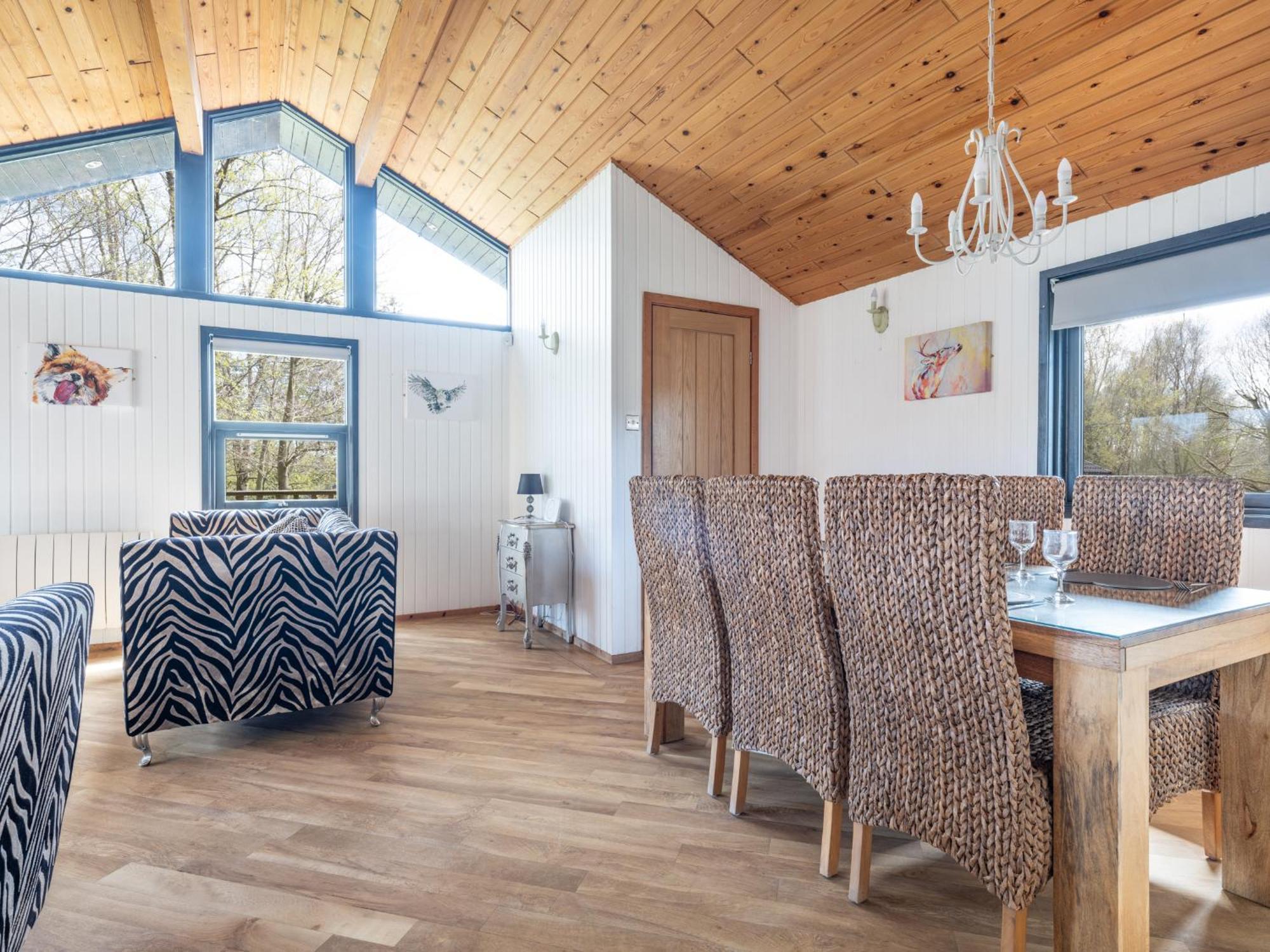 Luxury With Hot Tub, Sauna & Outdoor Dining * Otterburn